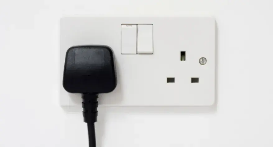  Adding Extra Sockets